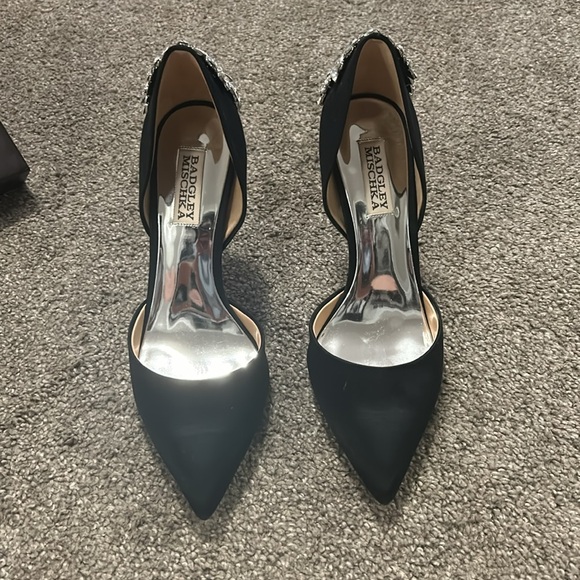 Badgley Mischka Pumps - Picture 3 of 5
